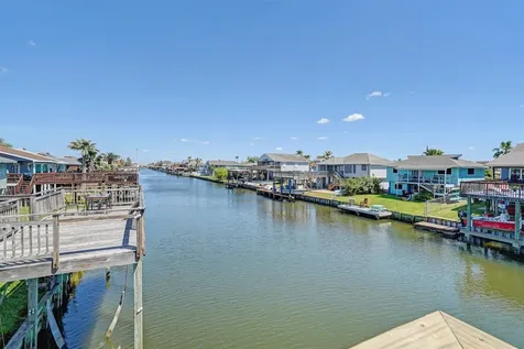 673 Warsaw Street Bayou Vista TX 77563