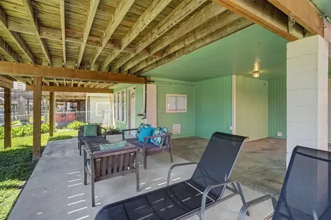 673 Warsaw Street Bayou Vista TX 77563