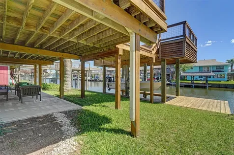 673 Warsaw Street Bayou Vista TX 77563