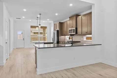 2315 Garden Arbor Tomball TX 77375