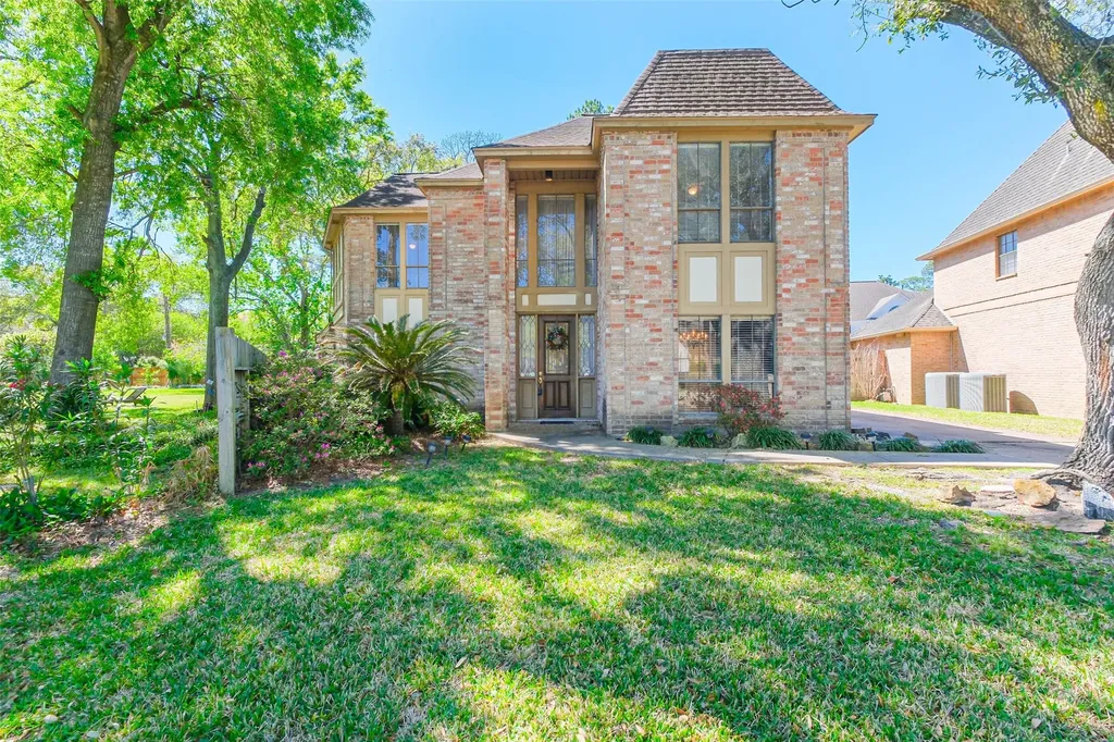 618 Rock Cove Houston TX 77079