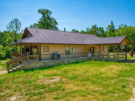 1630 County Road 219 Brookeland TX 75931