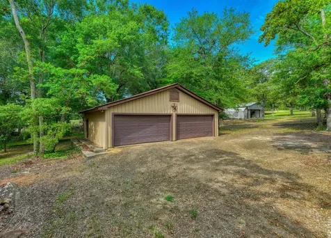 1630 County Road 219 Brookeland TX 75931