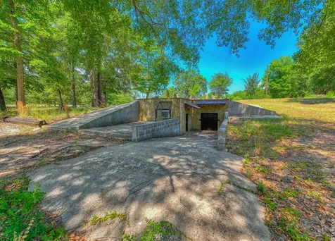 1630 County Road 219 Brookeland TX 75931