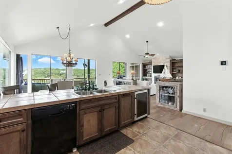605 Riviera Drive Canyon Lake TX 78133