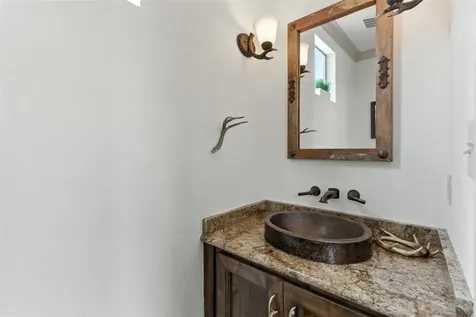 605 Riviera Drive Canyon Lake TX 78133