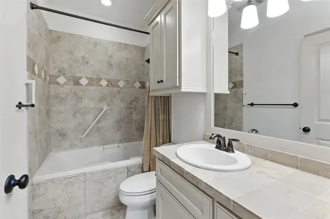 605 Riviera Drive Canyon Lake TX 78133