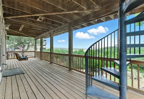 605 Riviera Drive Canyon Lake TX 78133