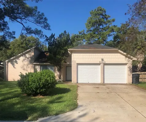 12511 Riverbend Mont Belvieu TX 77523