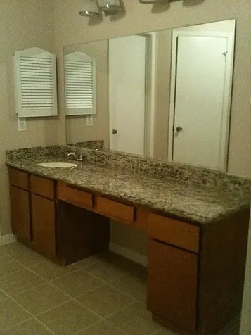 12511 Riverbend Mont Belvieu TX 77523