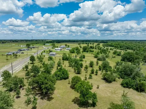 6798 Atakapan Trail Bedias TX 77831