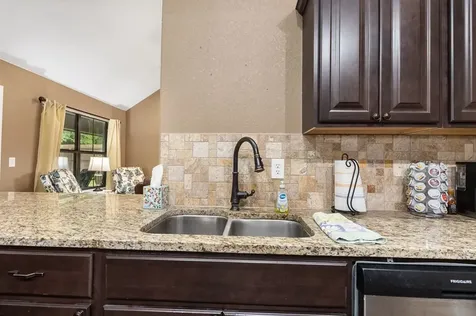244 Cedar Hill Loop Lufkin TX 75904