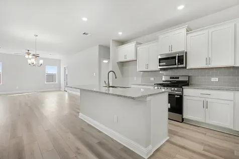4405 W Bayou Maison Circle Dickinson TX 77539