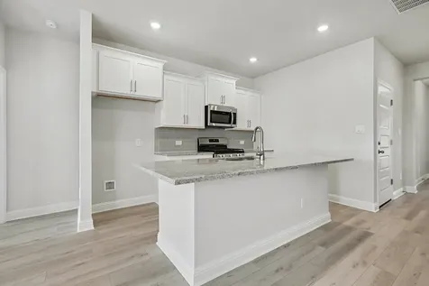 4405 W Bayou Maison Circle Dickinson TX 77539