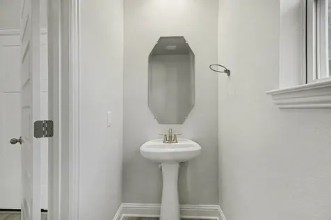 4405 W Bayou Maison Circle Dickinson TX 77539