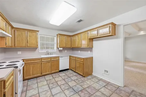 8565 Sunflower Lane Beaumont TX 77705