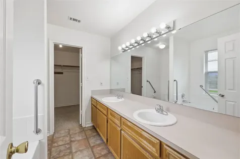 8565 Sunflower Lane Beaumont TX 77705