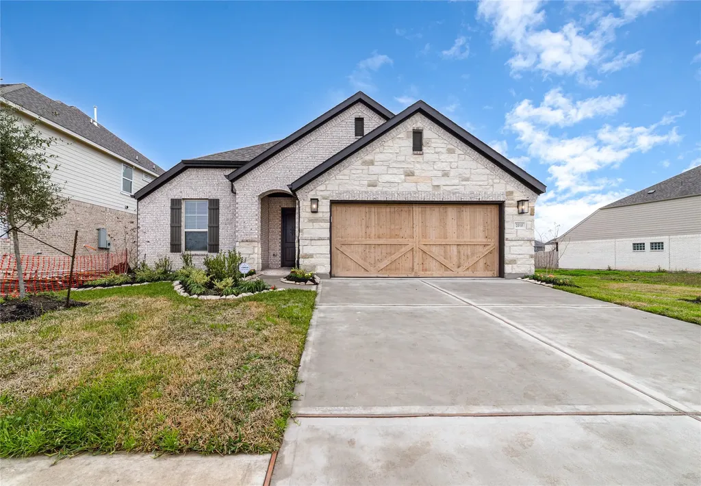 2010 Orchid Street Sugar Land TX 77498