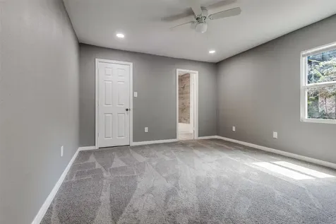 200 Pine Street Prairie View TX 77445
