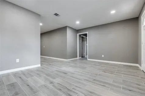 200 Pine Street Prairie View TX 77445