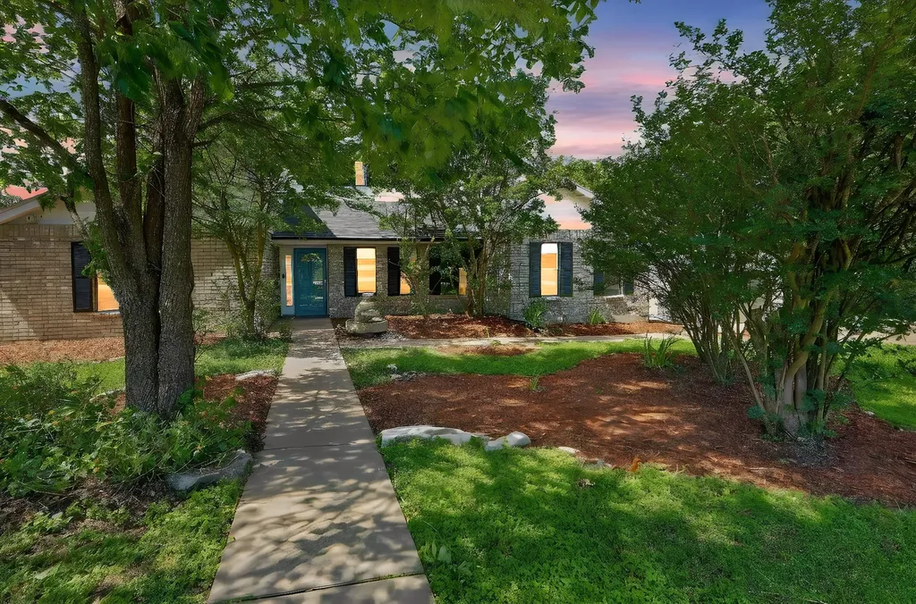 3928 Green Valley Drive Bryan TX 77802