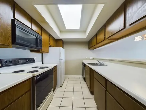 2824 S Bartell Drive 32 Houston TX 77054