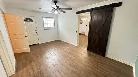 221 Hyta Street Houston TX 77018