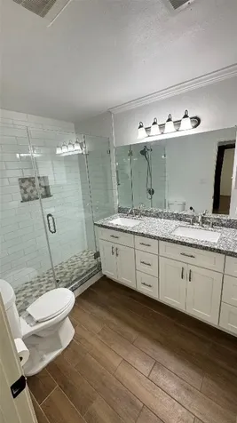 221 Hyta Street Houston TX 77018