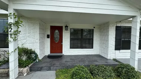 221 Hyta Street Houston TX 77018