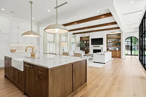 8722 Lupton Lane Houston TX 77055