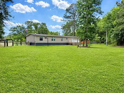 1184 County Road 2298 Cleveland TX 77327