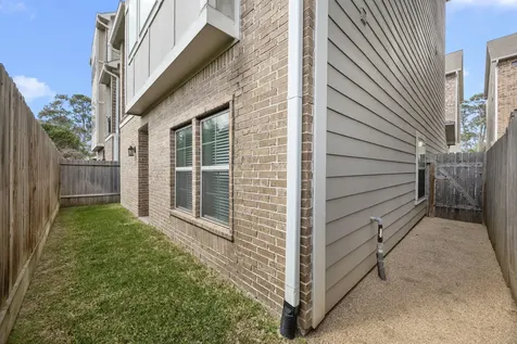 1216 Murrayhill Drive Houston TX 77043