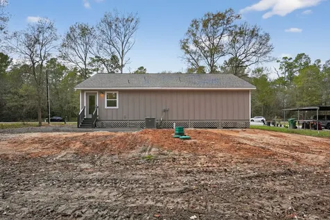 27 Deerfield Road Huntsville TX 77340