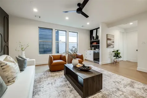 5709 Feagan Street Houston TX 77007
