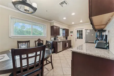 9934 Aves Street Houston TX 77034