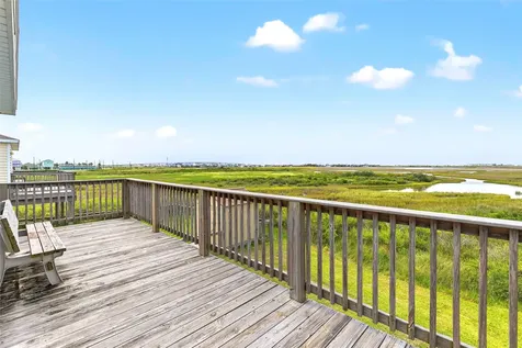 757 Bluewater Highway Surfside Beach TX 77541
