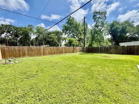 5838 Ludington Drive Houston TX 77035