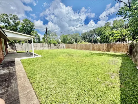 5838 Ludington Drive Houston TX 77035