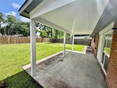 5838 Ludington Drive Houston TX 77035