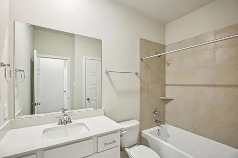 5105 Redbud Valley Drive Pearland TX 77584