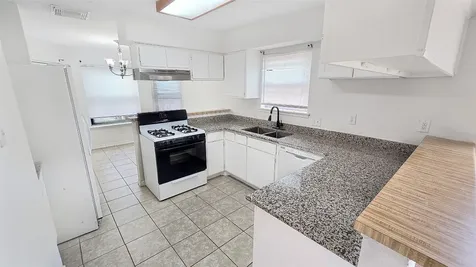 12803 Sandrock Drive Houston TX 77048