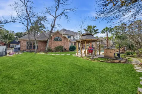 39 Forest Green Trail Kingwood TX 77339