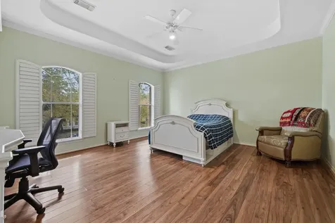 39 Forest Green Trail Kingwood TX 77339