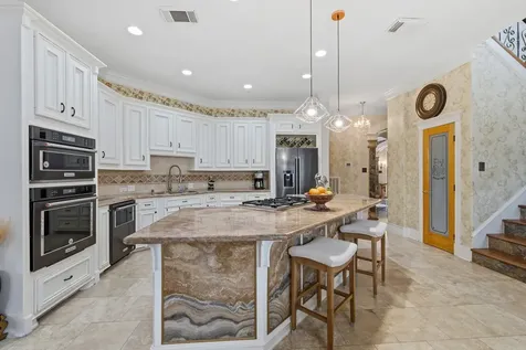 39 Forest Green Trail Kingwood TX 77339