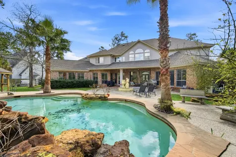 39 Forest Green Trail Kingwood TX 77339