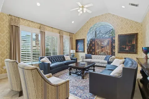 39 Forest Green Trail Kingwood TX 77339