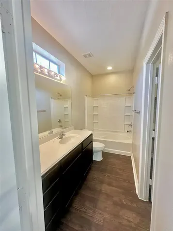 315 Woodland Hills Drive B Conroe TX 77303