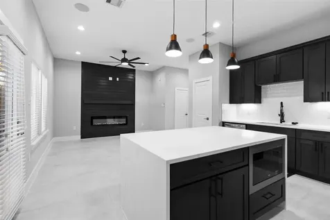 825 Paul Quinn Street B Houston TX 77091