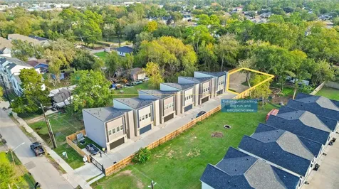 825 Paul Quinn Street B Houston TX 77091