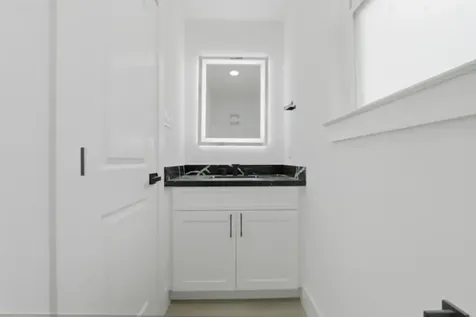6543 Sealey Street Houston TX 77091